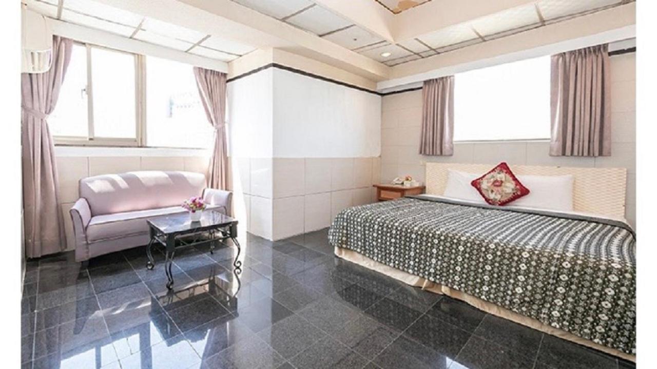 Yi Pin Business Hotel Ταογιουάν Εξωτερικό φωτογραφία