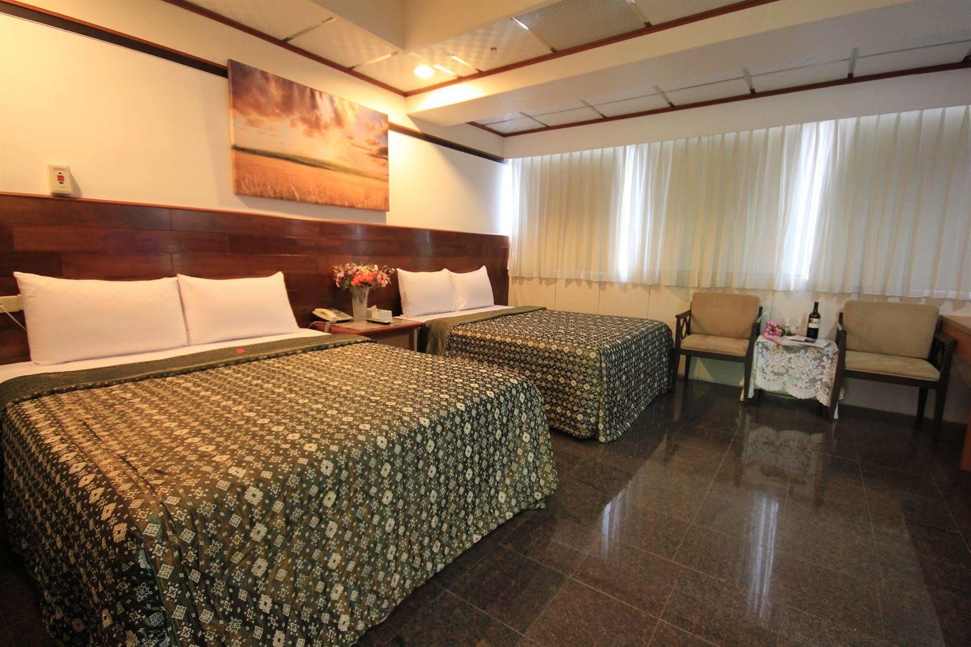 Yi Pin Business Hotel Ταογιουάν Εξωτερικό φωτογραφία