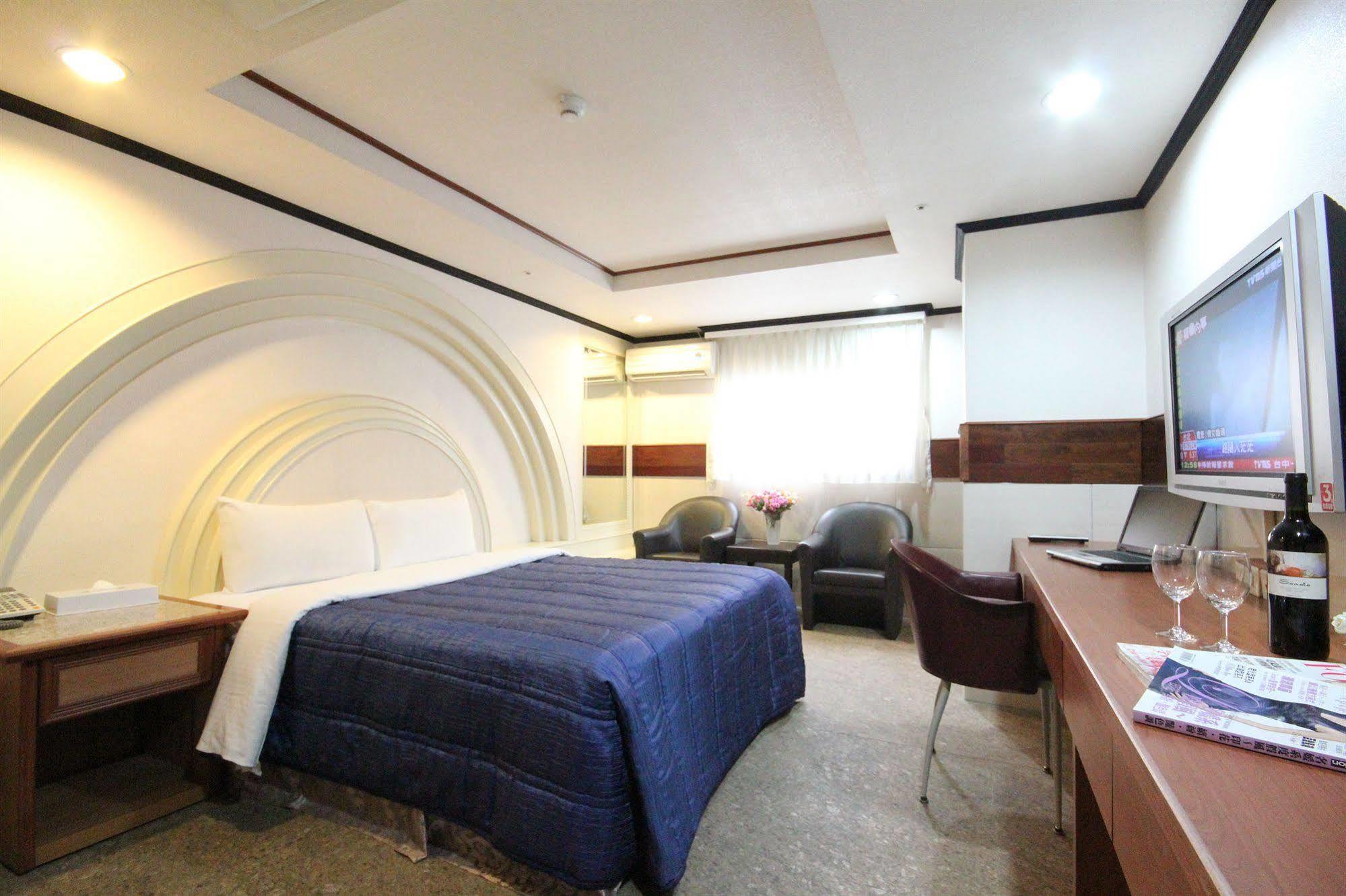 Yi Pin Business Hotel Ταογιουάν Εξωτερικό φωτογραφία